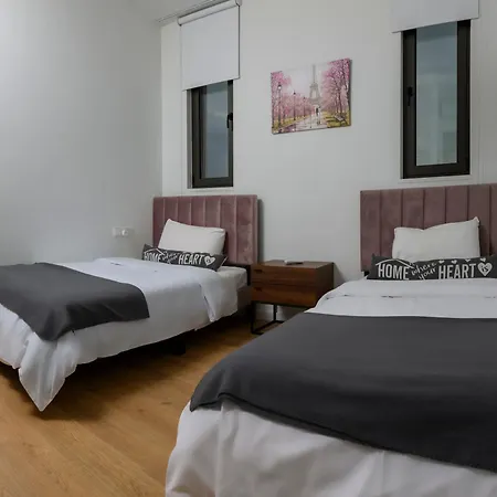 Апартаменти Pearl House Flat 301