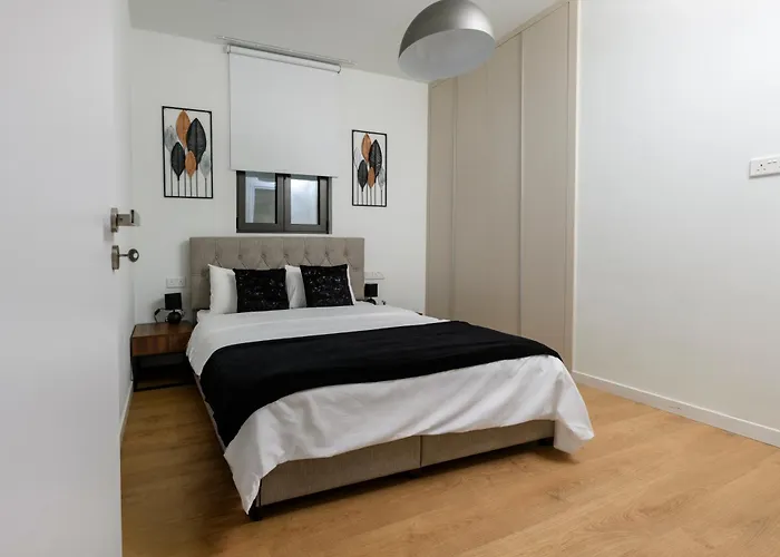 Pearl House Flat 301 Ларнака