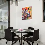 Pearl House Flat 301 Apartament